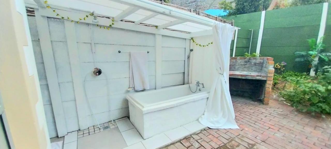 Lakeside Guest House Cape Town Ngoại thất bức ảnh